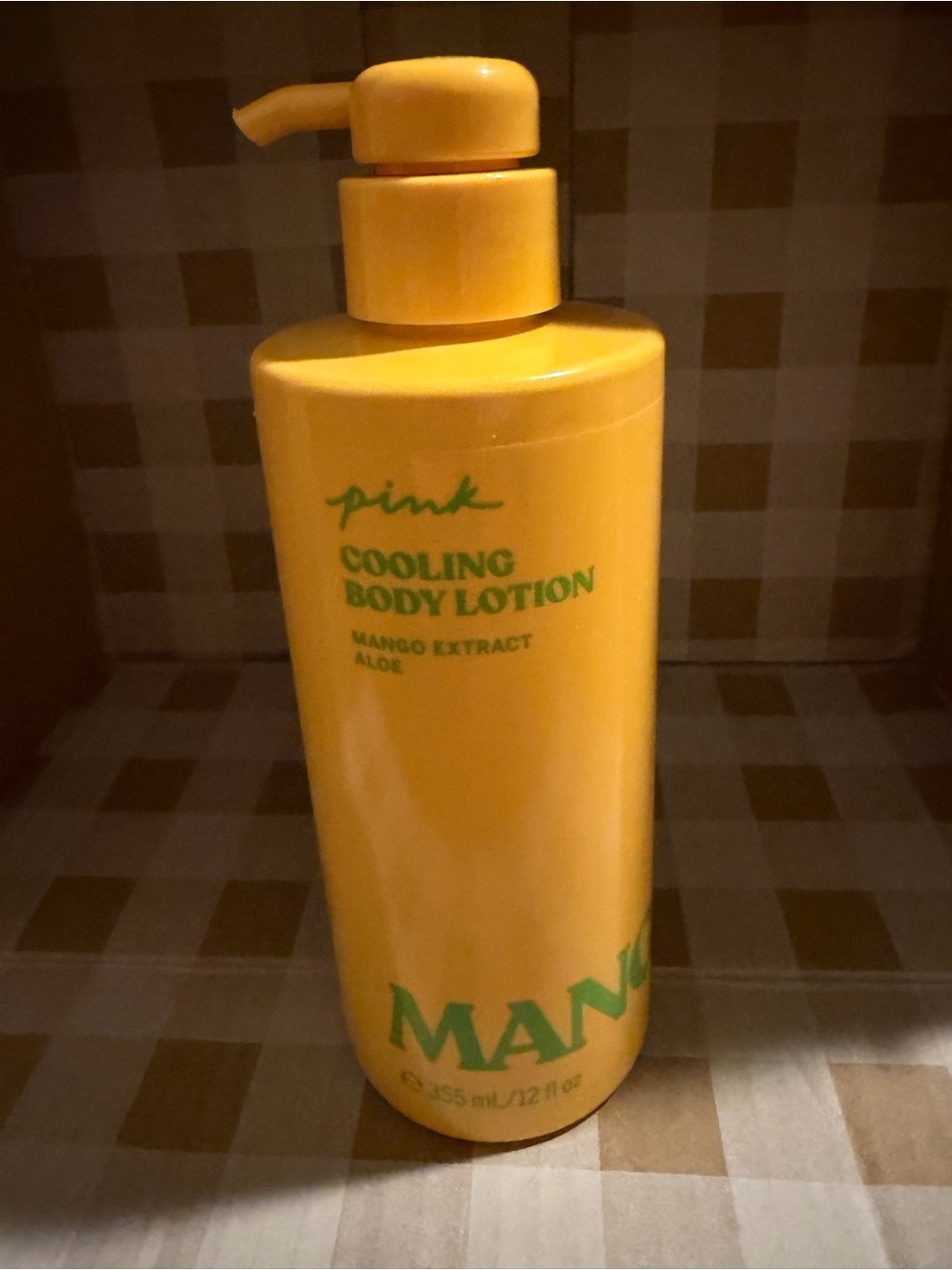 PINK Victoria's Secret Cooling Body Lotion - Mango